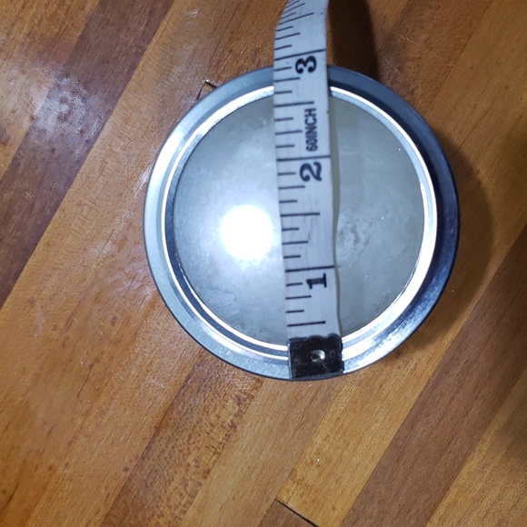 Karma. Set of 3 Candles; Tin Containers; Patchouli, Sandalwood & Jasmine. NWT - Picture 11 of 12